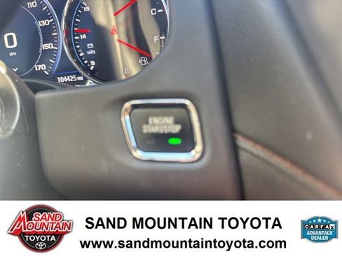 Used 2021 GMC Acadia AT4 w/ Technology Package image 19