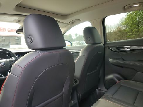 Used 2023 Buick Envision Essence w/ Technology Package I image 7