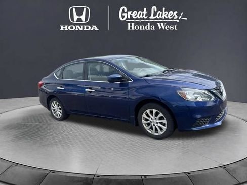 Used 2018 Nissan Sentra SV FWD image 2