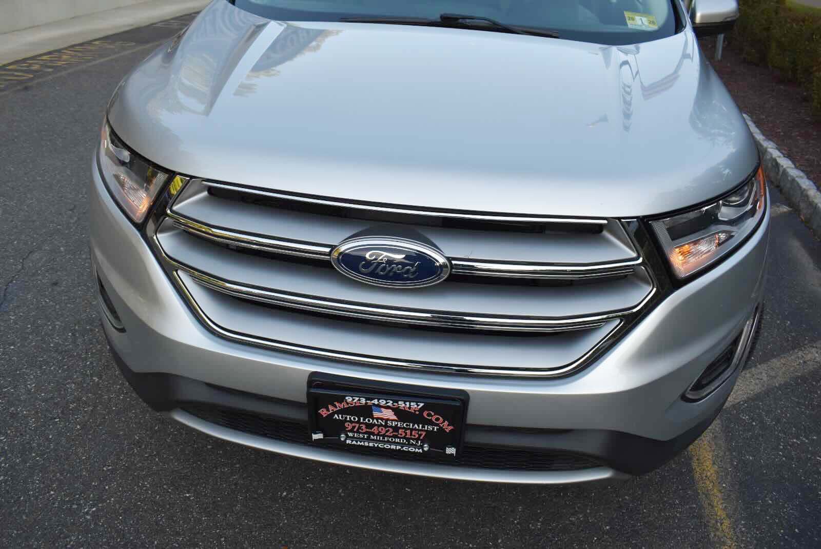 Used 2015 Ford Edge Titanium w/ Technology Package AWD/4WD image 57