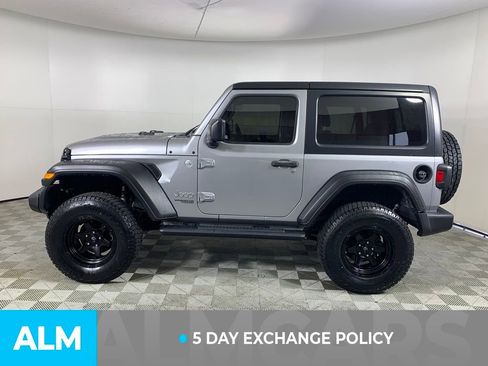 Used 2019 Jeep Wrangler Sport image 5
