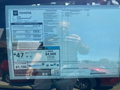 New 2025 Toyota Camry SE image 33