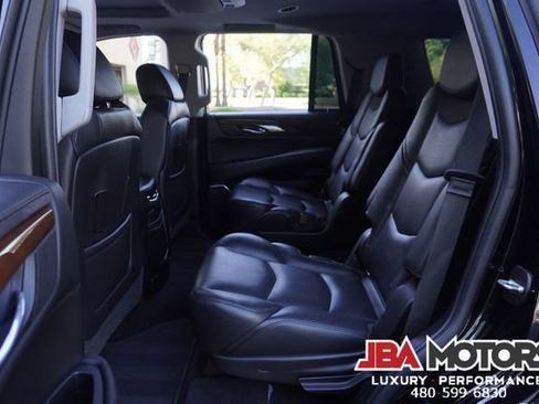 Used 2018 Cadillac Escalade Premium Luxury AWD/4WD image 87