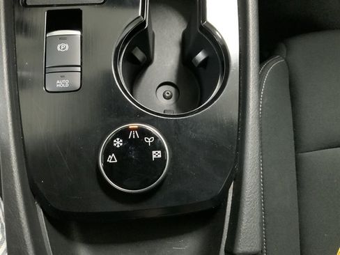 Used 2023 Nissan Rogue S AWD/4WD image 28