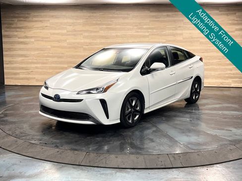 Used 2019 Toyota Prius XLE image 5