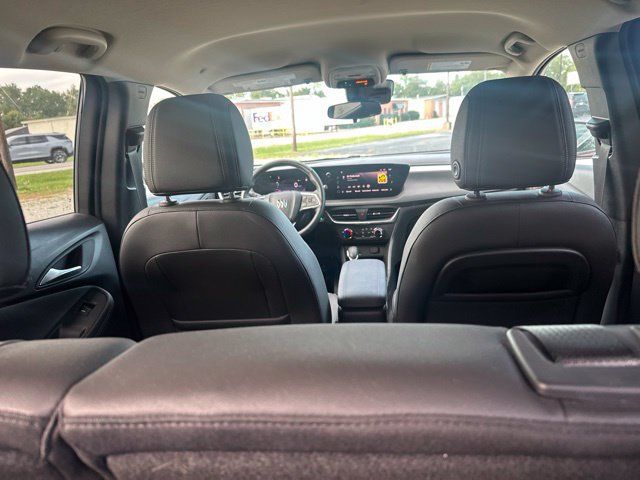 Certified 2024 Buick Encore GX Preferred w/ Comfort Package AWD/4WD image 6