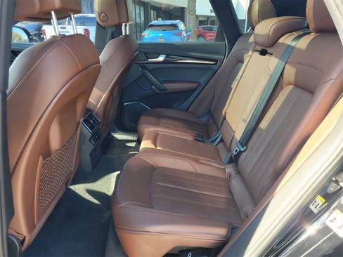 Used 2018 Audi Q5 2.0T Premium Plus w/ Premium Plus Package image 6