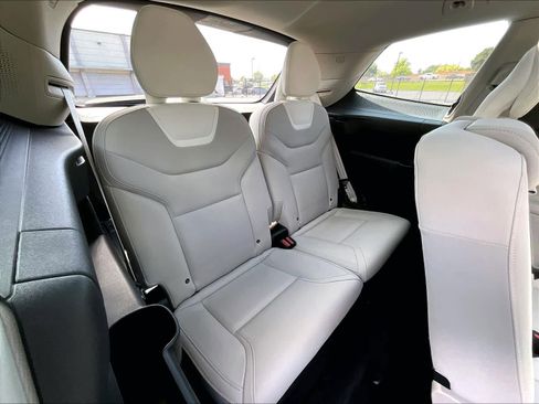 Used 2025 Volvo EX90 Ultra AWD/4WD image 30