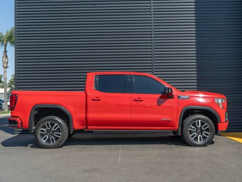 Used 2022 GMC Sierra 1500 AT4 w/ AT4 Preferred Package AWD/4WD image 8