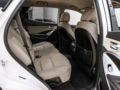 Used 2017 Hyundai Santa Fe Sport image 39