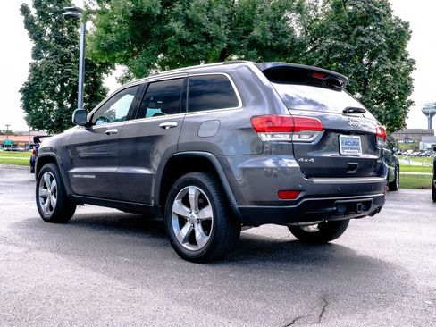 Used 2015 Jeep Grand Cherokee Limited w/ Trailer Tow Group IV AWD/4WD image 9