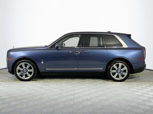 Certified 2019 Rolls-Royce Cullinan AWD/4WD image 3
