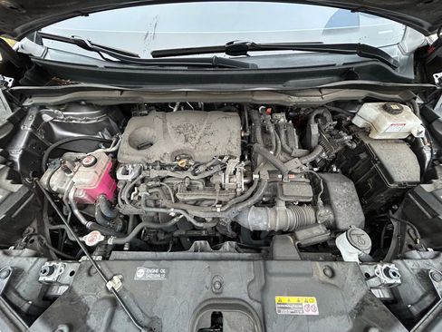 Used 2021 Toyota Sienna XLE image 11