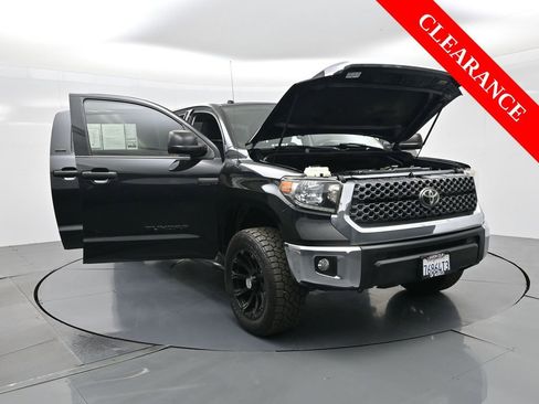 Used 2018 Toyota Tundra SR5 image 37