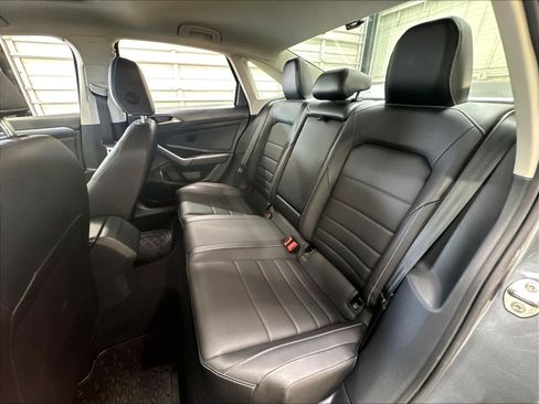 Used 2023 Volkswagen Jetta SE w/ Panoramic Sunroof Package FWD image 24