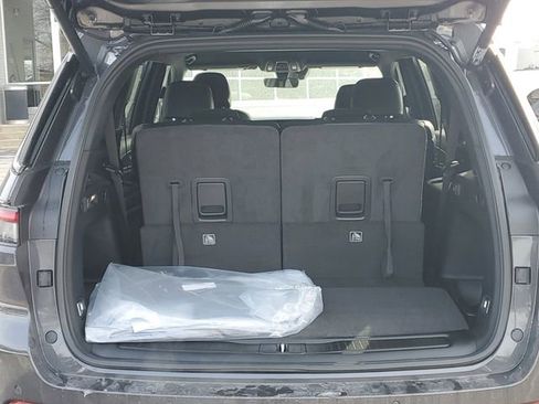 New 2025 Jeep Grand Cherokee L Limited image 9