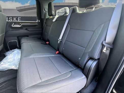 New 2026 GMC Sierra 2500 SLE w/ SLE Value Package; image 12