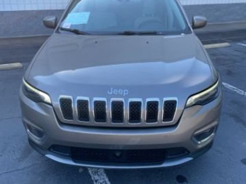 Used 2021 Jeep Cherokee Limited FWD image 7