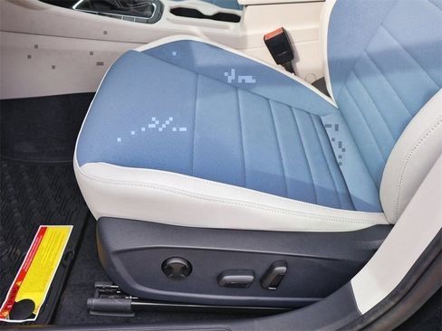 New 2026 Volkswagen Jetta SE image 13