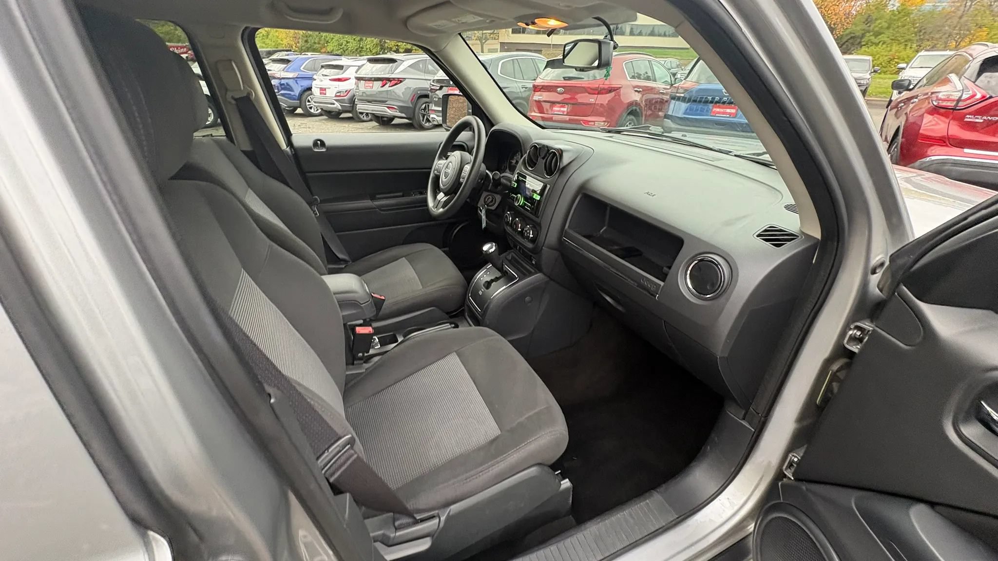 Used 2015 Jeep Patriot Sport w/ Power Value Group AWD/4WD image 33