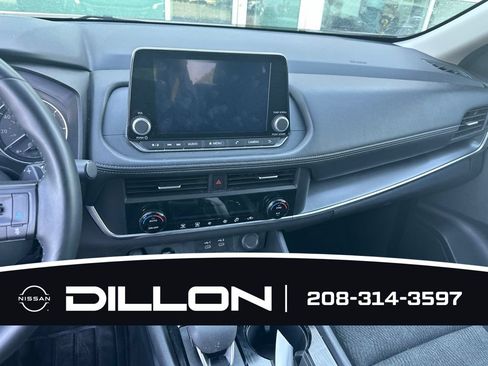 Used 2025 Nissan Rogue SV AWD/4WD image 2