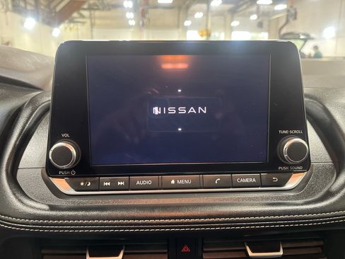 Used 2023 Nissan Rogue SV AWD/4WD image 33