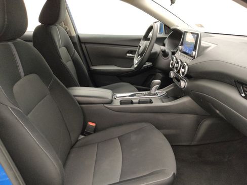 Used 2025 Nissan Sentra SV FWD image 21