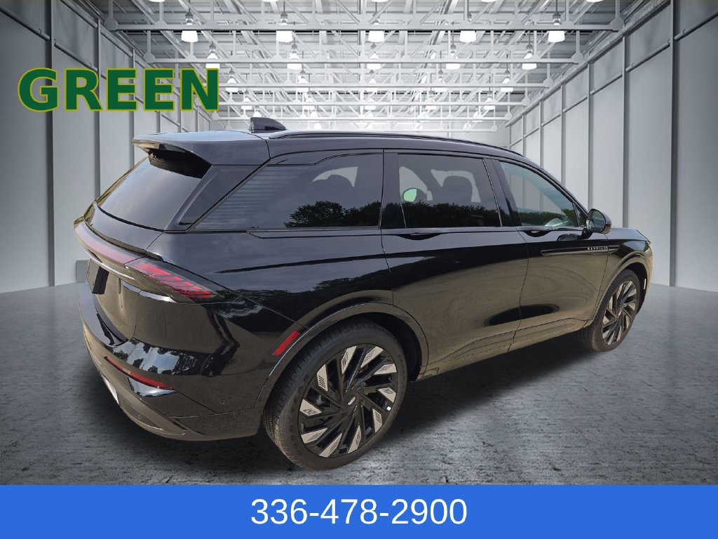 Used 2024 Lincoln Nautilus Reserve w/ Jet Appearance Package (87T) AWD/4WD image 8