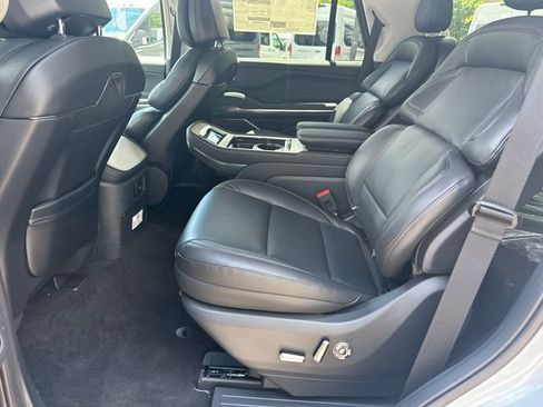 New 2026 Lincoln Navigator Reserve AWD/4WD image 20