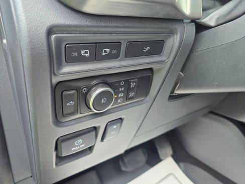 Used 2023 Ford F150 Lariat w/ Equipment Group 502A High AWD/4WD image 11