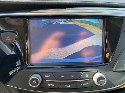 Used 2020 Buick Envision FWD image 22