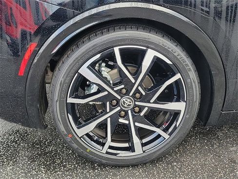 Used 2024 Toyota Prius Prime image 6