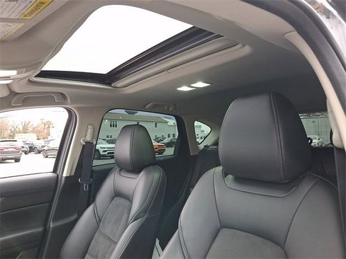 Used 2020 MAZDA CX-5 Touring image 13