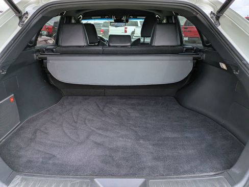Used 2021 Toyota Venza Limited image 23