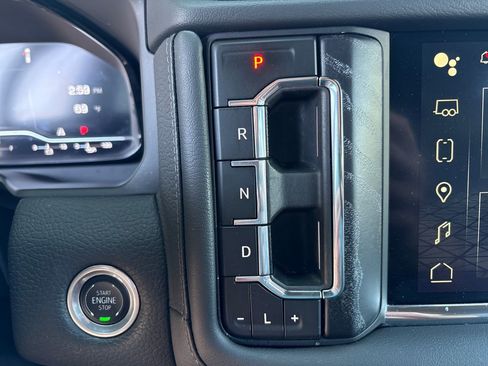 Certified 2024 GMC Yukon Denali RWD image 27