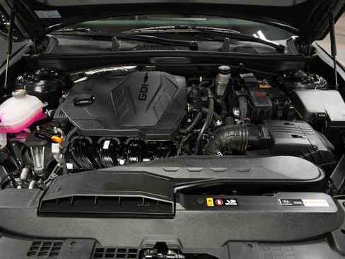 Used 2024 Hyundai Sonata SEL w/ Convenience Package image 14