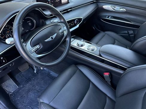 Used 2025 Genesis GV70 2.5T image 9