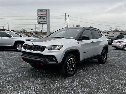 New 2026 Jeep Compass Trailhawk image 25