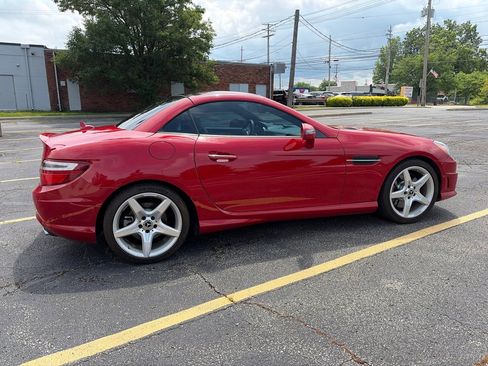 Used 2014 Mercedes-Benz SLK 350 image 9