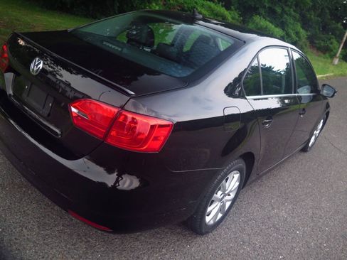 Used 2014 Volkswagen Jetta SE FWD image 28