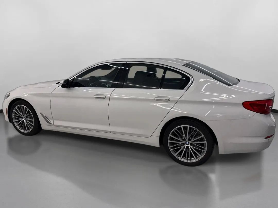 Used 2018 BMW 530i RWD image 5