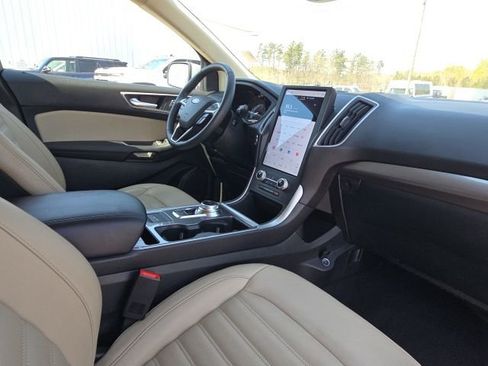 Used 2024 Ford Edge SEL w/ Convenience Package image 22