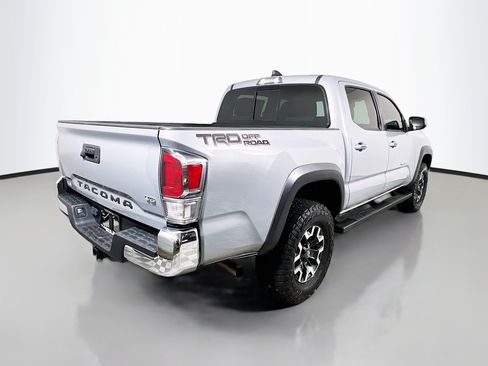 Used 2021 Toyota Tacoma TRD Off-Road RWD image 4