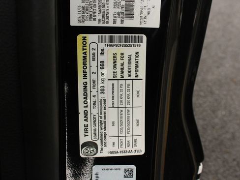 Used 2016 Ford Mustang GT RWD image 29
