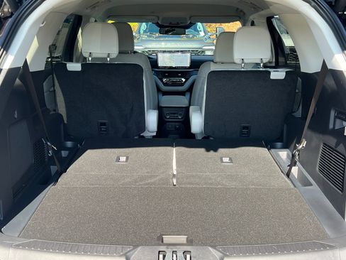 New 2026 Ford Explorer Platinum w/ LUX Leather Package image 19