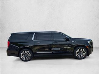 Used 2023 GMC Yukon XL Denali Ultimate AWD/4WD video 4