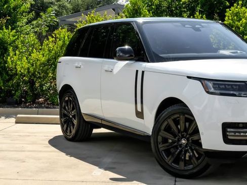 Used 2023 Land Rover Range Rover SE AWD/4WD image 7