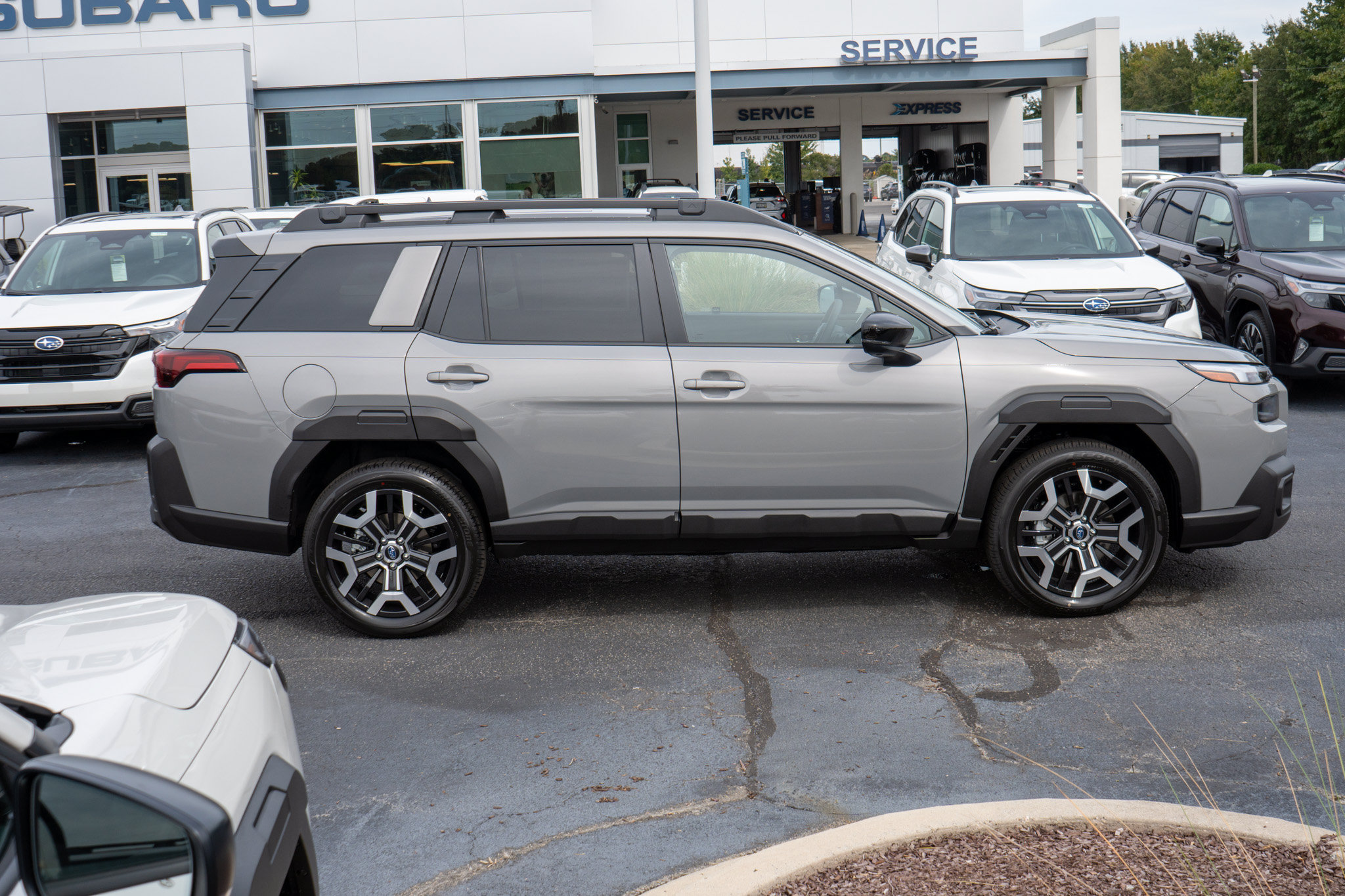 New 2026 Subaru Outback Touring XT AWD/4WD image 2