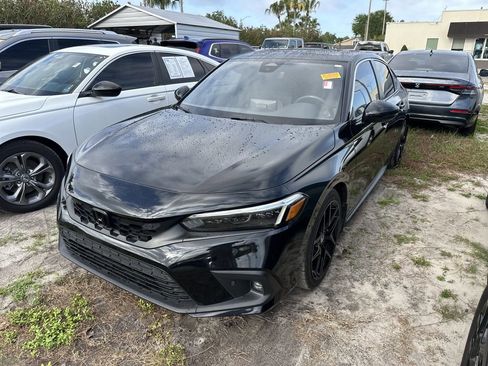 Used 2022 Honda Civic Sport Touring image 4