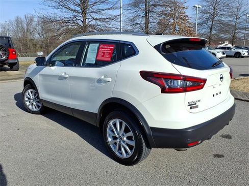 Certified 2022 Nissan Rogue Sport SV w/ Technology Package image 19